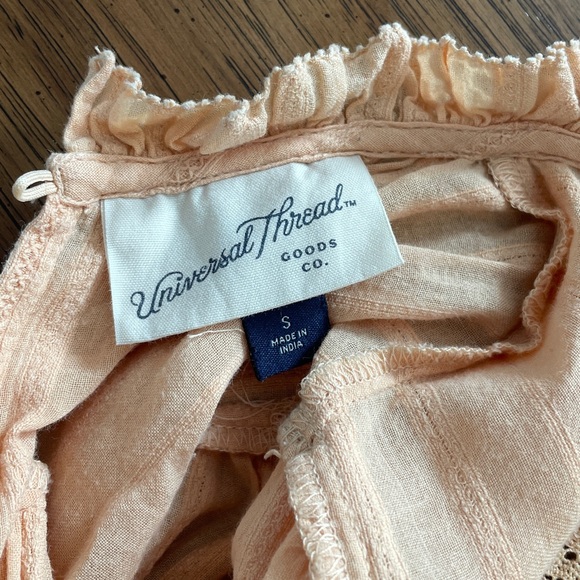 Peach Universal Thread Blouse - Picture 4 of 4